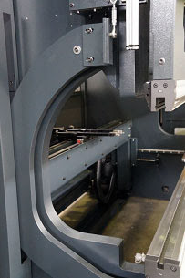 C-образная конструкция станицы