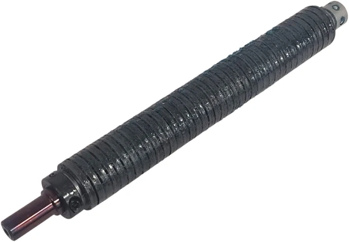 Тяговый стержень зажима инструмента