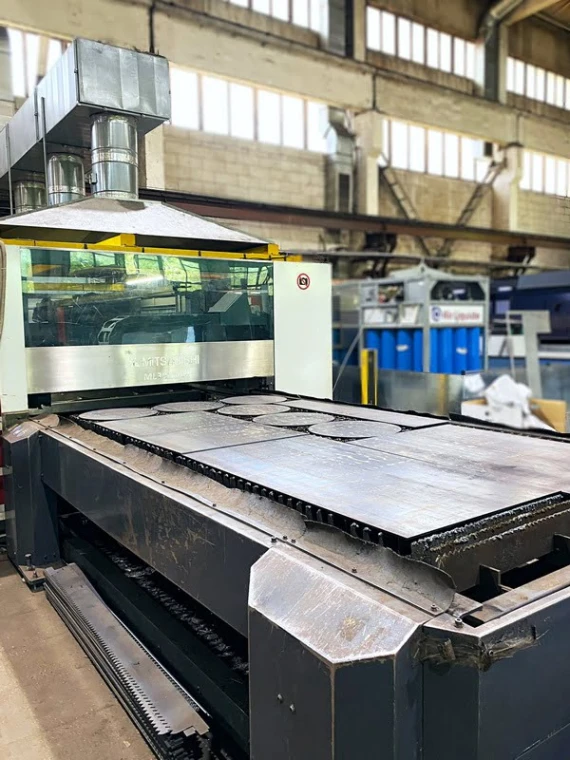 Mitsubishi ML3015eX (2012 | бу) - Установка лазерной резки