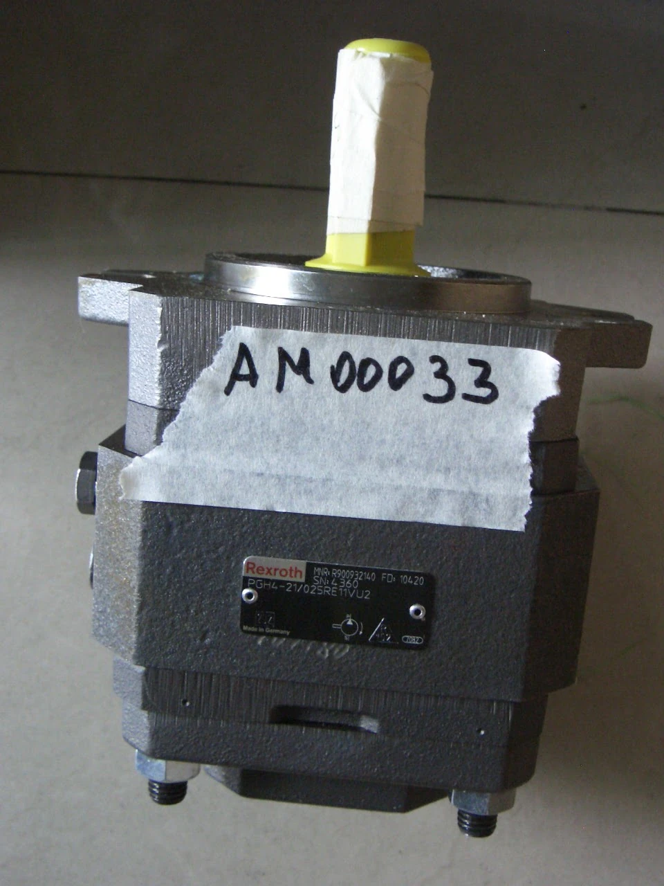 Насос масляный 25 Rexroth