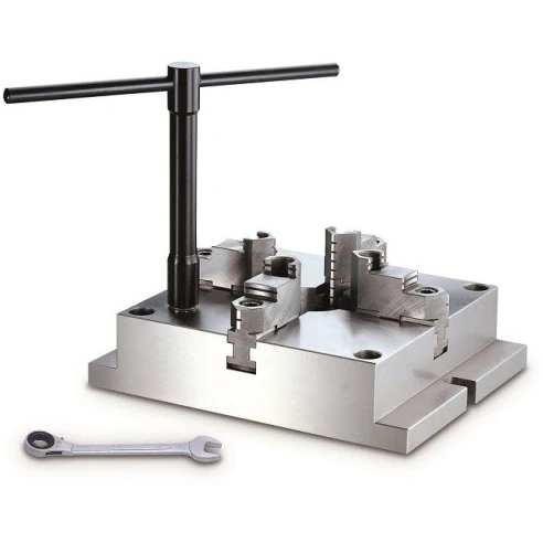 Ручной 4-х кулачковый патрон с базовой плитой, 200x200 мм, мастер кулачки