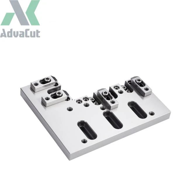 Угловое зажимное приспособление