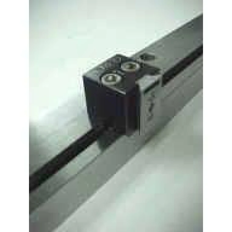 Блок крепления типа «ласточкин хвост» с креплением в паз суппорта