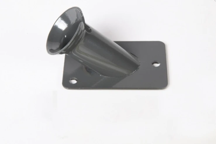 Кронштейн для крепления помывочного пистолета