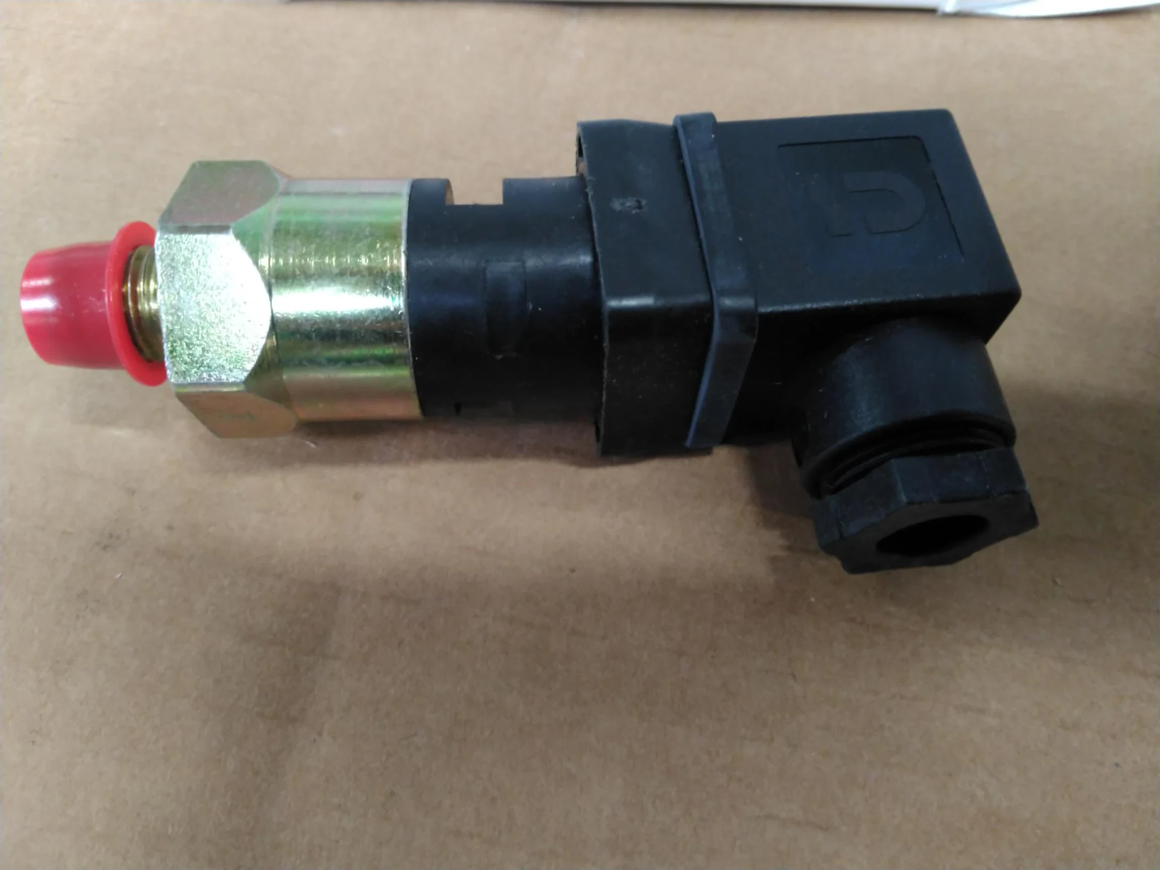 Гидравлический датчик давления