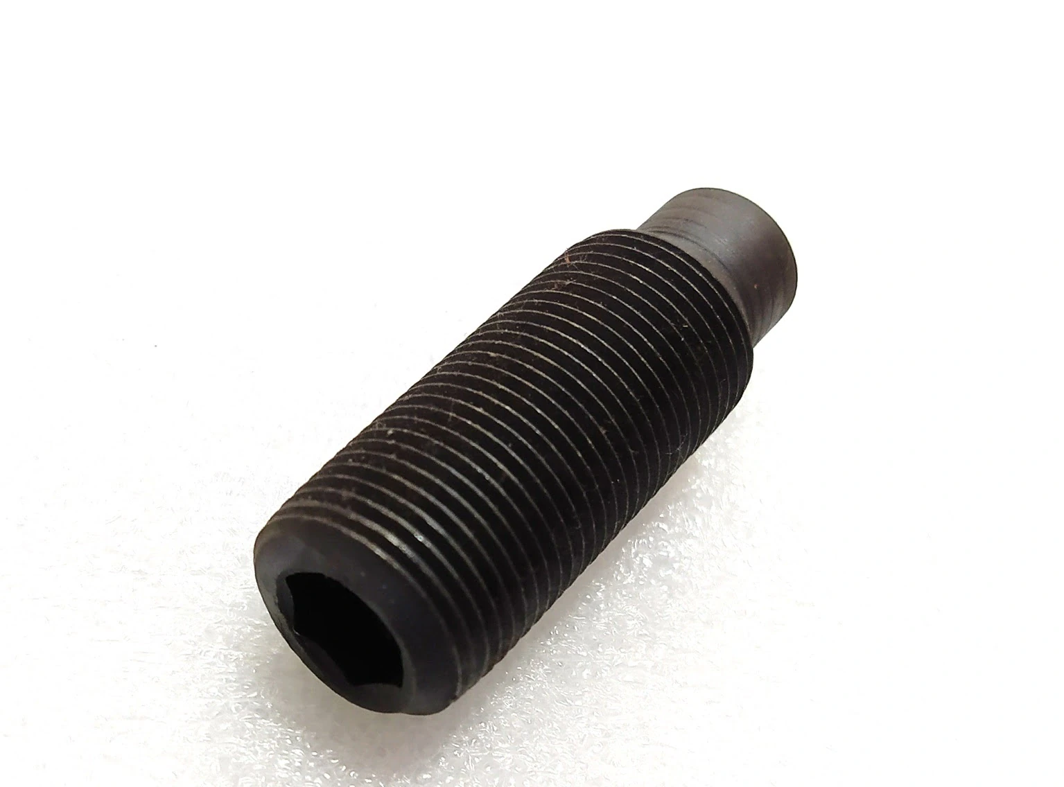 Винт для регулировки зазора между инструментом, AMG