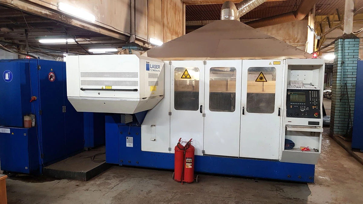TRUMPF TRUMATIC L4030 (1999 | бу) - Установка лазерной резки металла с ЧПУ