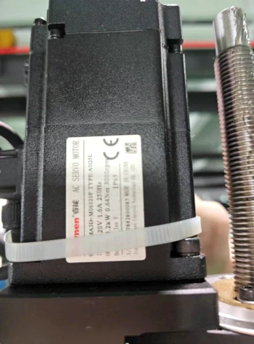 Мотор оси Z Raynen 200W (MA3D-M06020F-A0Q5L)