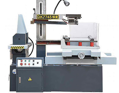 Электроэрозионный проволочно-вырезной станок DK7745